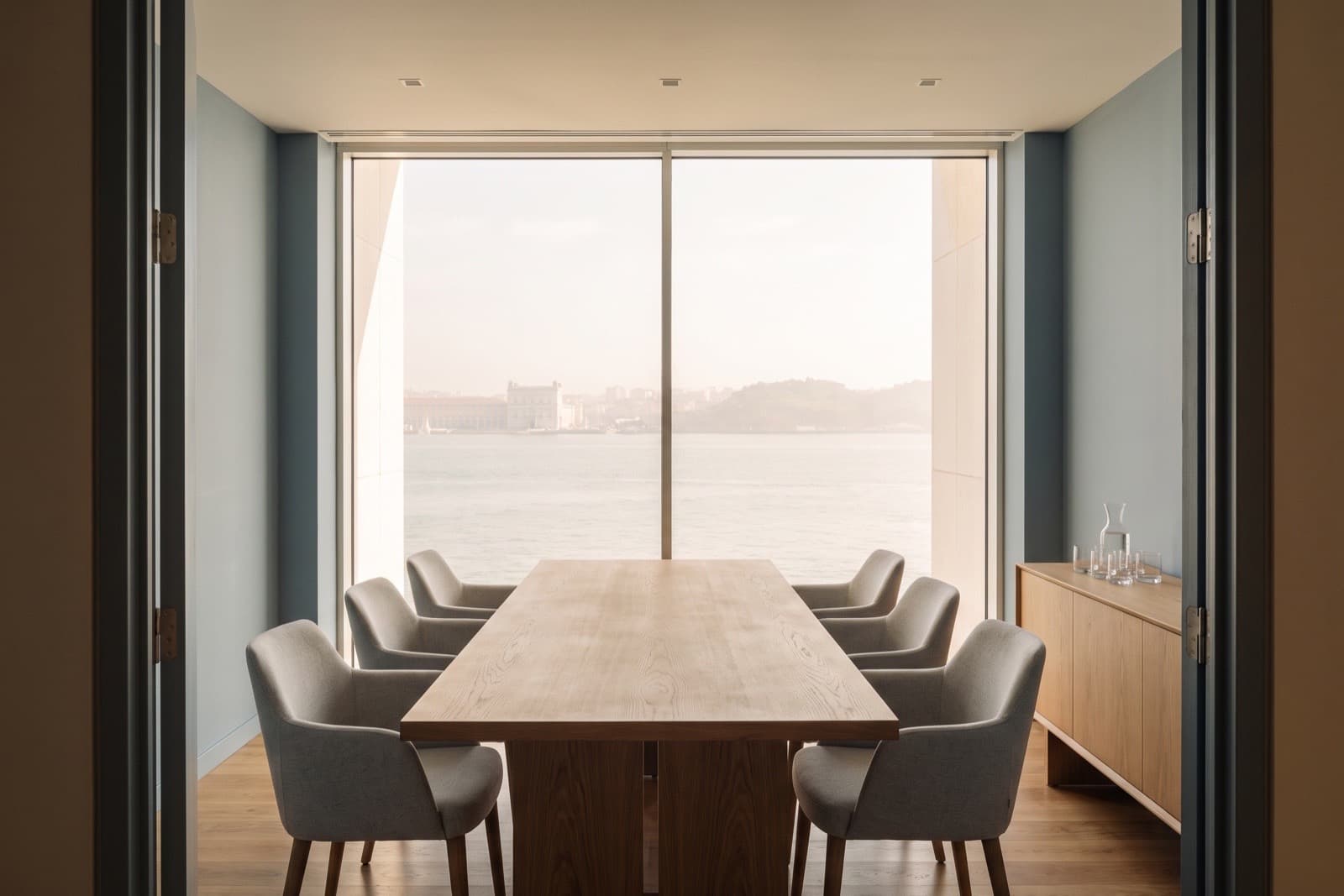 Meeting room in the Roots Global Lisbon office with a view over the Tagus river